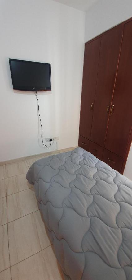 Vasilas Holiday Apartment #2 Ларнака Экстерьер фото